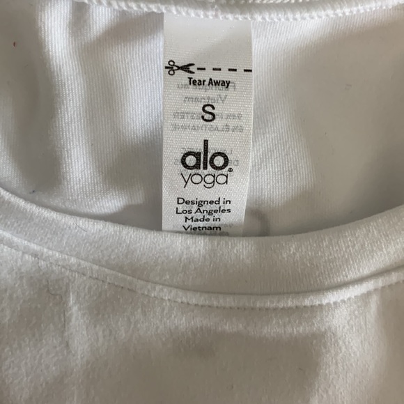 3 items All Women’s Tops Bebe, Alo & Autumn Cashmere one incredible price - Picture 5 of 11